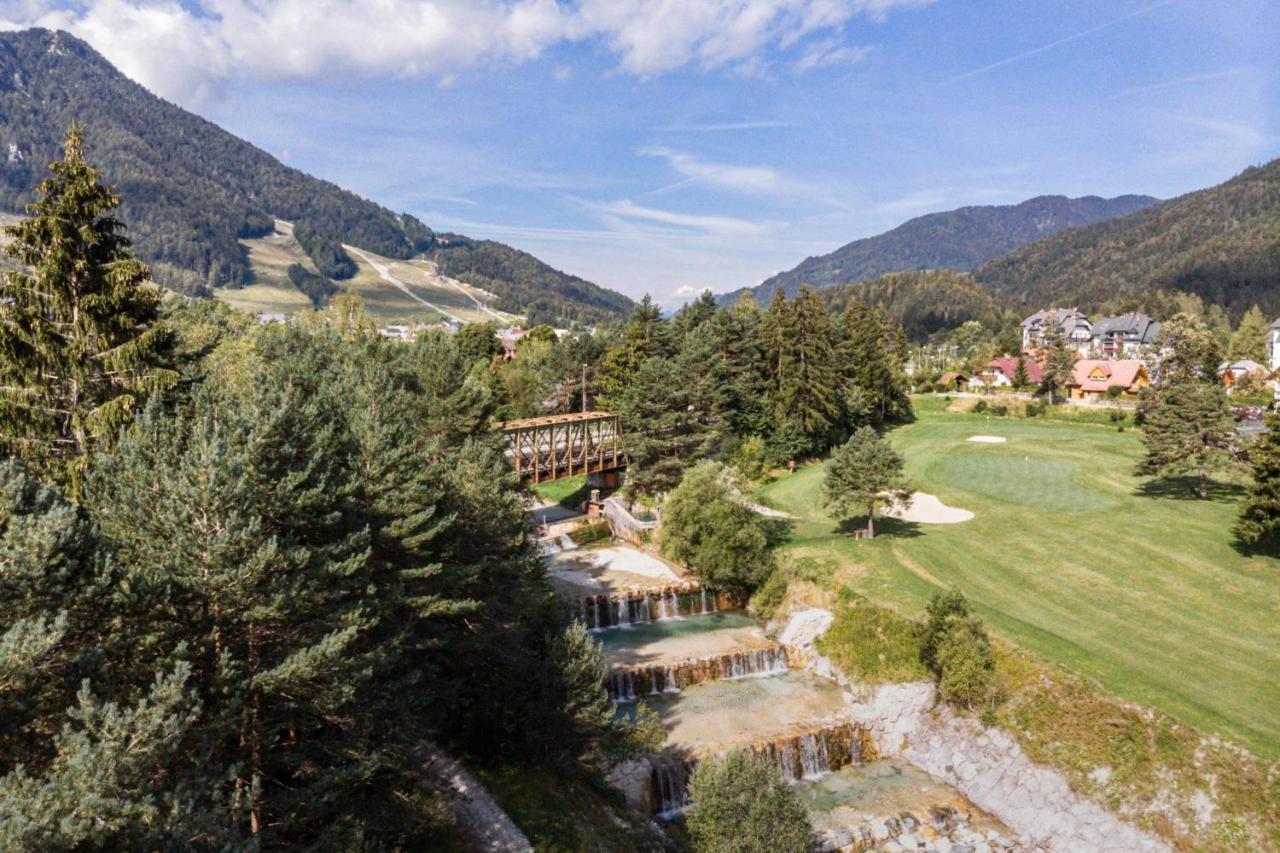 Апартаменты Sport & Sunny Cosy Alpine Retreat Краньска Гора Экстерьер фото