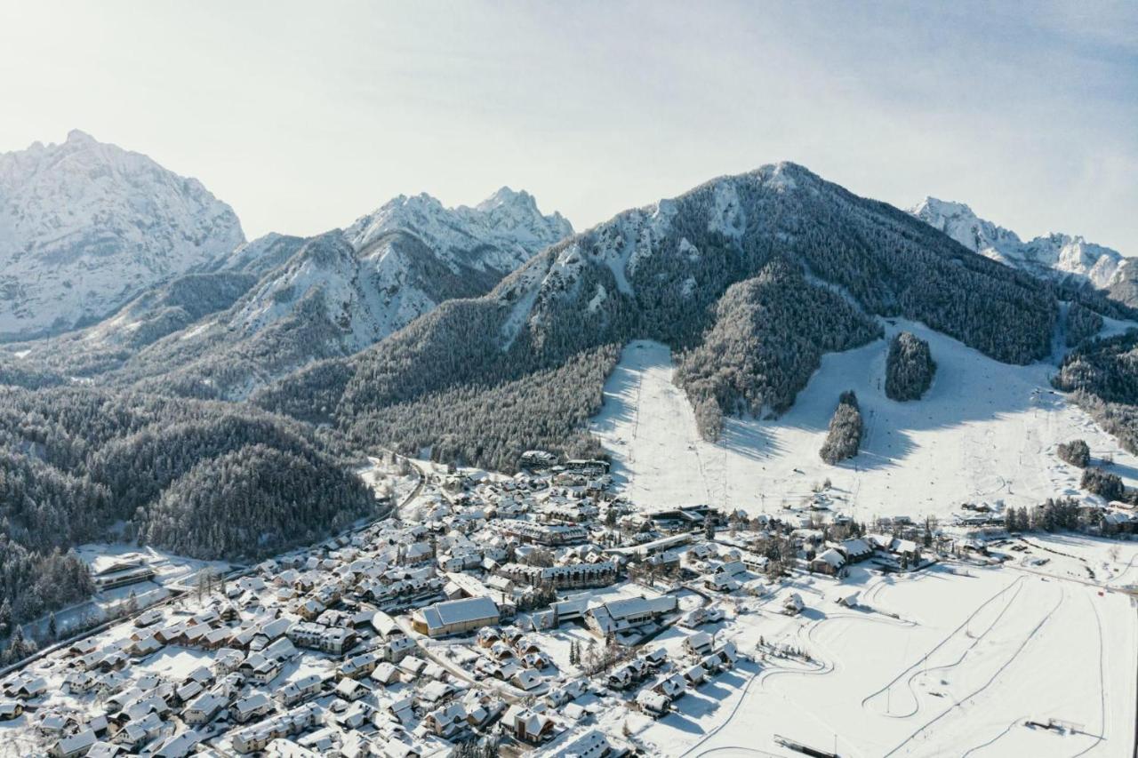 Апартаменты Sport & Sunny Cosy Alpine Retreat Краньска Гора Экстерьер фото