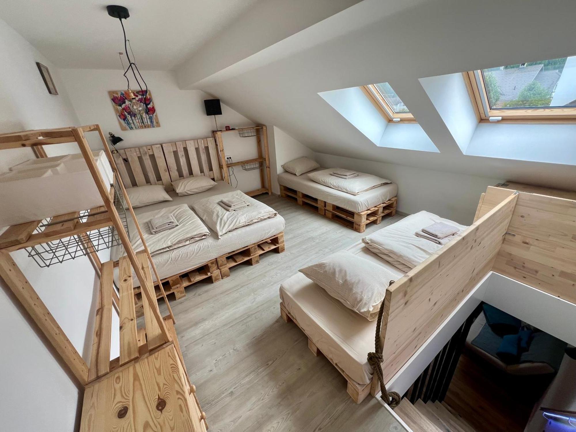 Апартаменты Sport & Sunny Cosy Alpine Retreat Краньска Гора Экстерьер фото